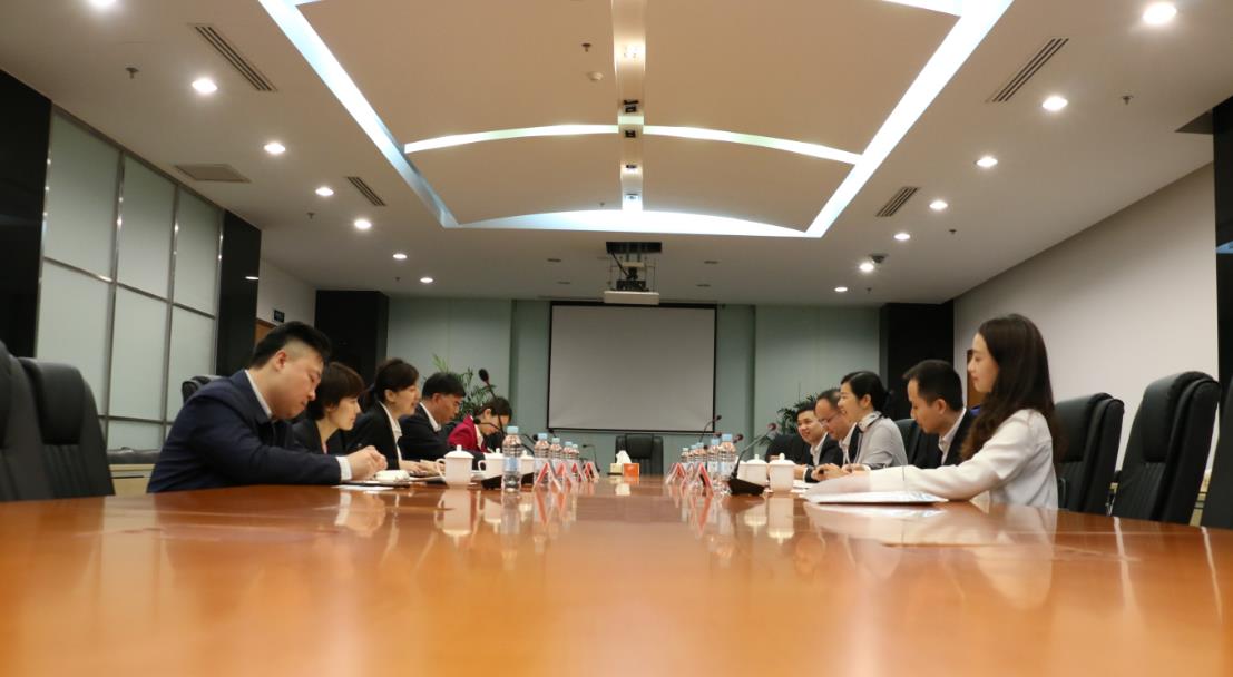 湖南股权托管交易所一行赴上海股交中心交流调研_上海股权托管交易中心
