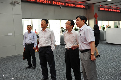 上海国际集团董事长一行莅临上海股交中心调研_上海股权托管交易中心