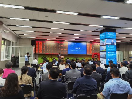 上海股交中心与高邮市联合举办“鱼跃龙门” 上市峰会暨企业融资路演活动